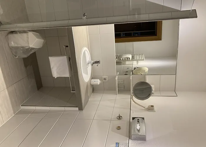 Müllenborn Hotel 3*